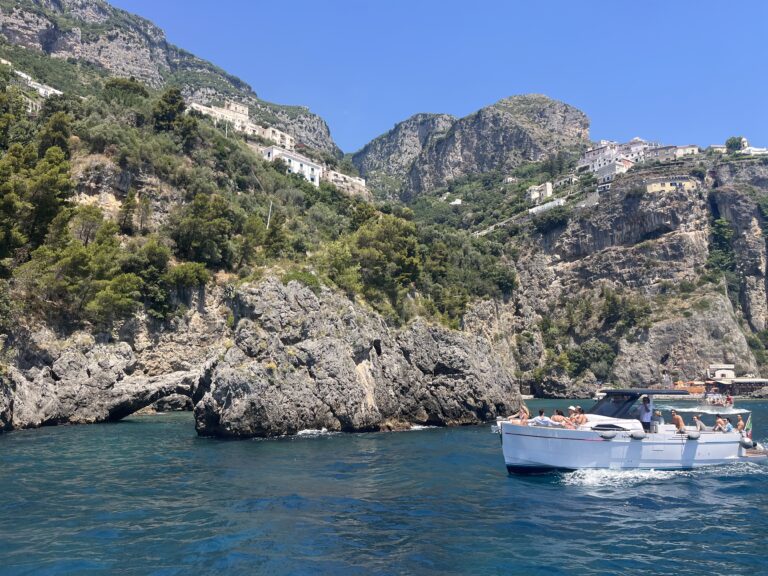 tailor-made tours naples